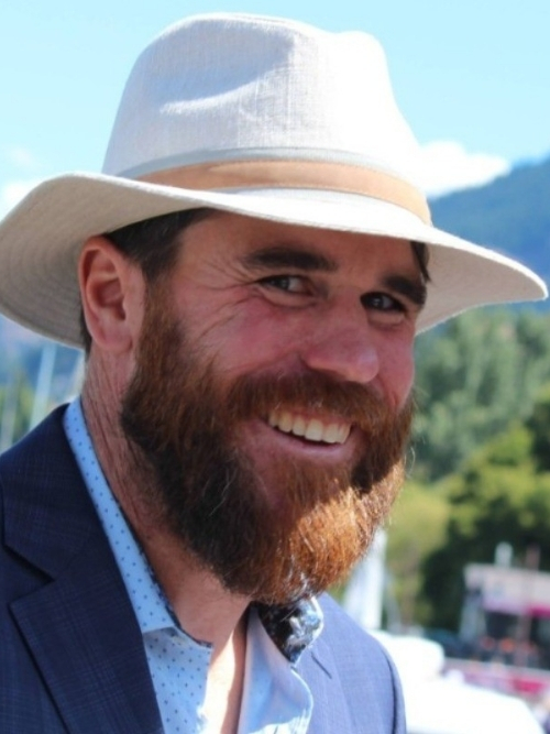Dr Nicolas Davies