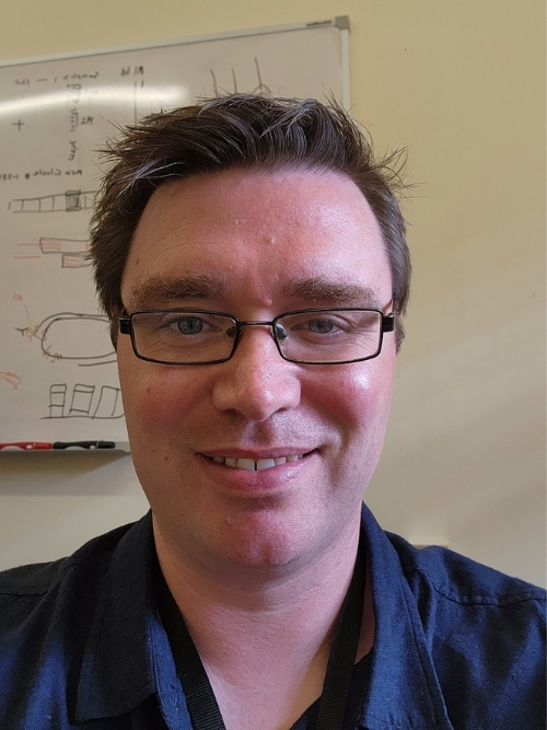 Dr Stephen Archer